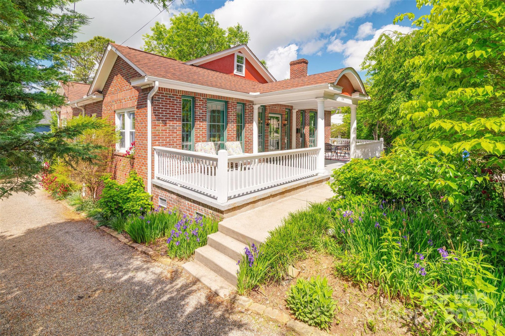 84 Louisiana Ave Asheville, NC 28806