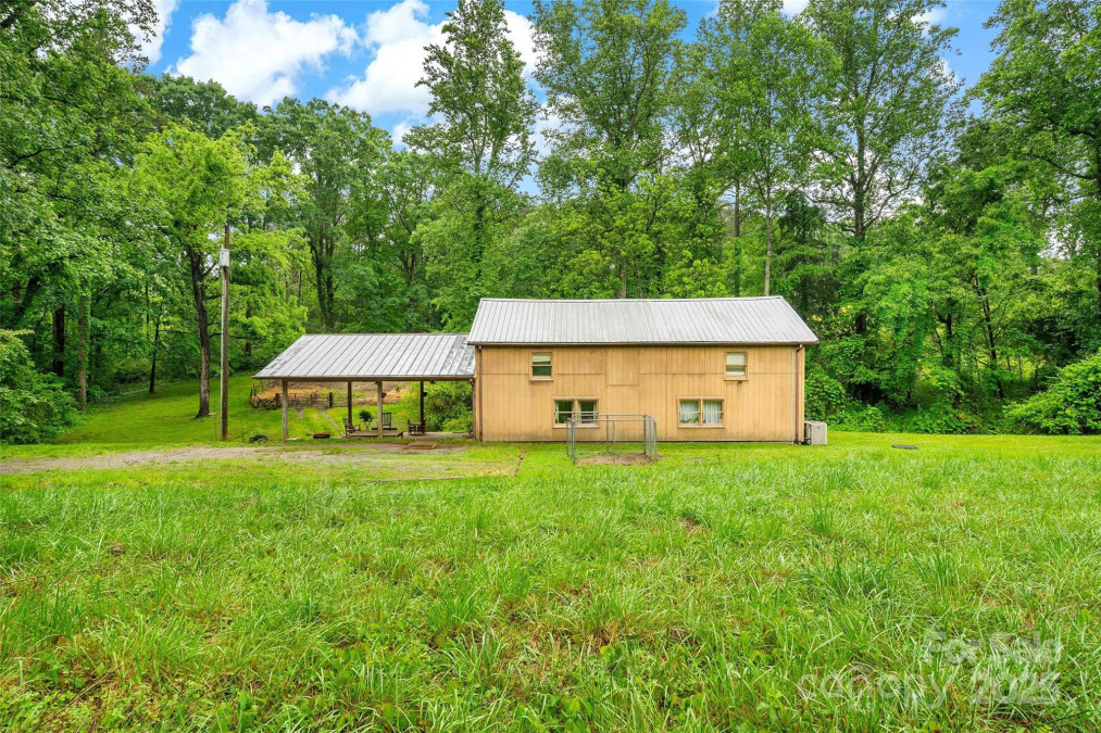 6331 Hudlow Rd Union Mills, NC 28167