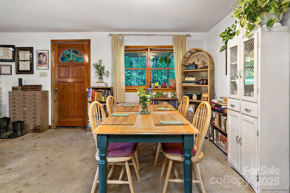 6331 Hudlow Rd Union Mills, NC 28167
