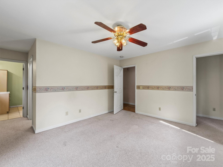 316 Big Raven Ln Saluda, NC 28773