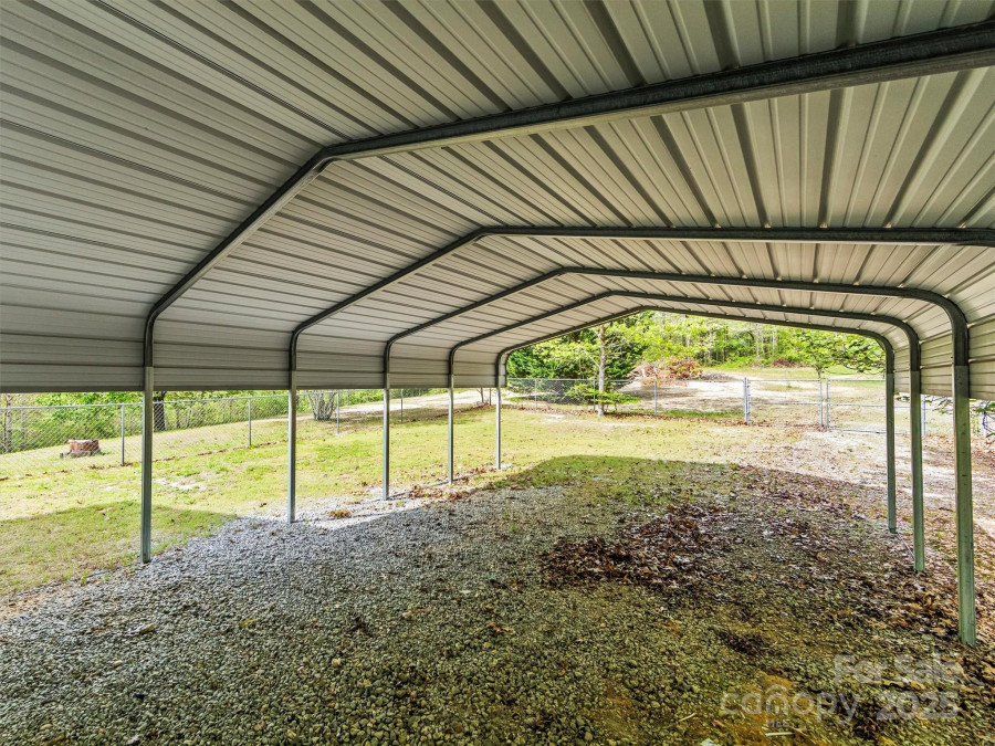 316 Big Raven Ln Saluda, NC 28773