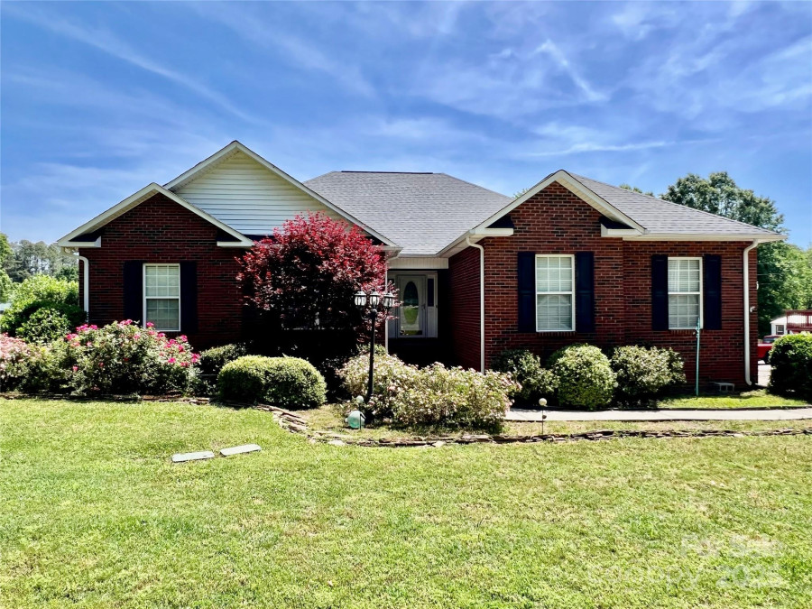 2547 Bill Thompson Rd Lancaster, SC 29720