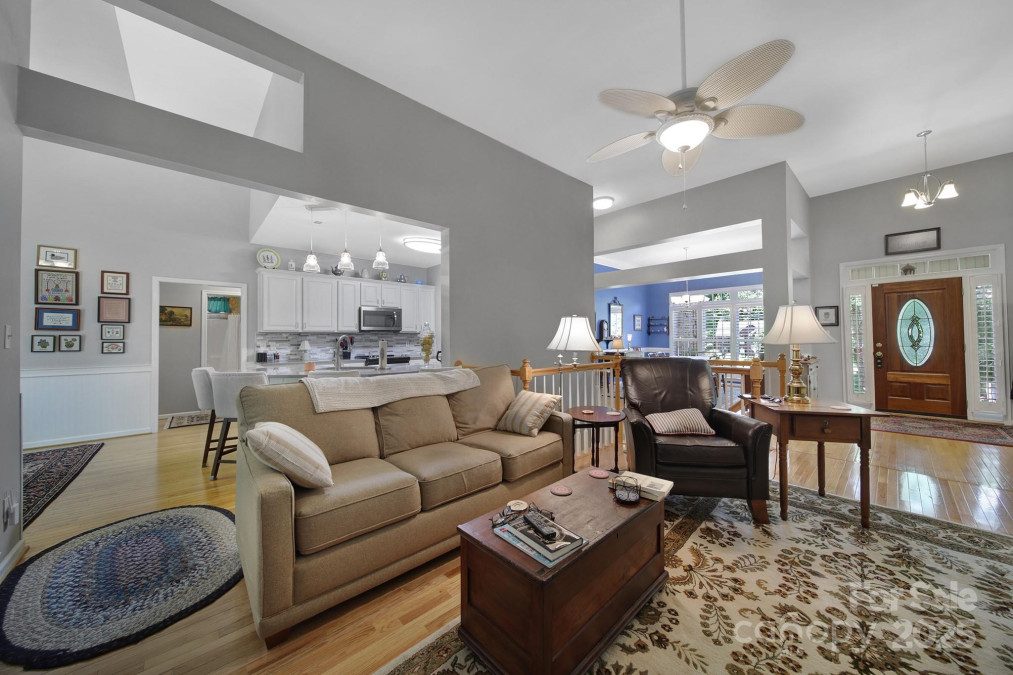160 Fernbrook Dr Mooresville, NC 28117