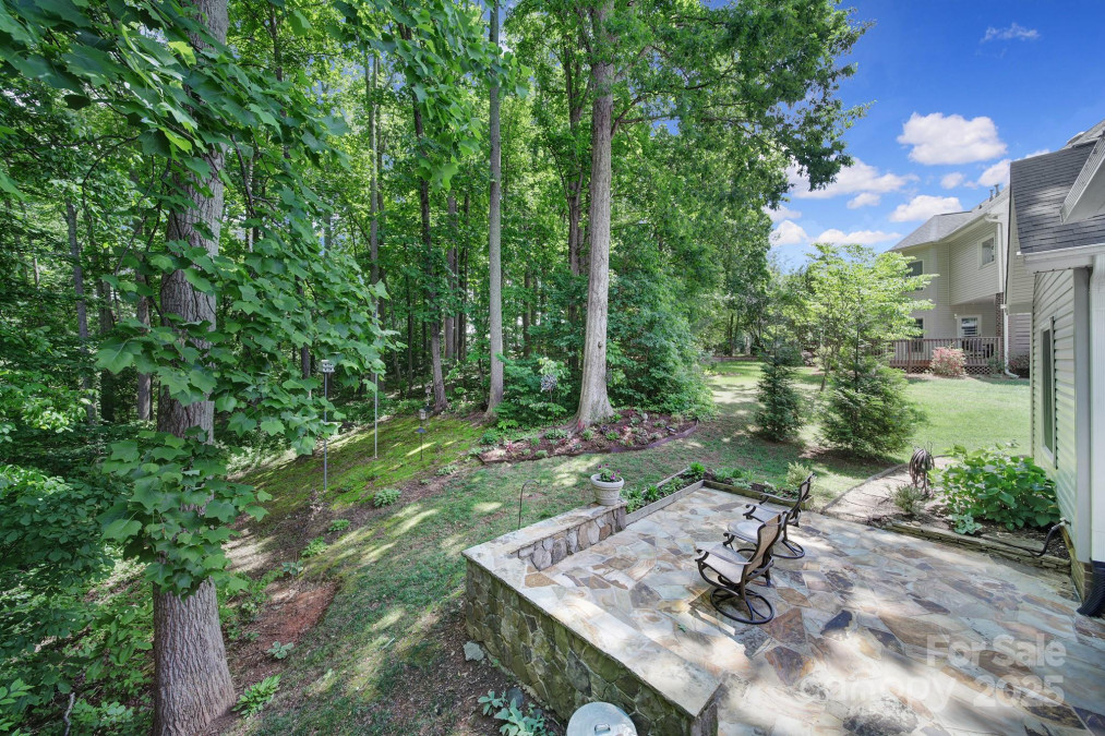 160 Fernbrook Dr Mooresville, NC 28117
