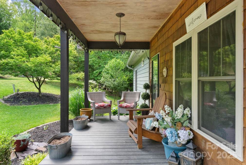 34 Grandview Ct Asheville, NC 28806