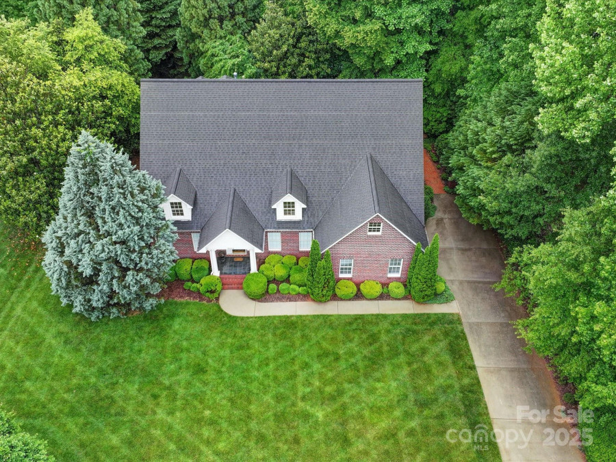 3015 Hamptonbrook Dr Gastonia, NC 28056