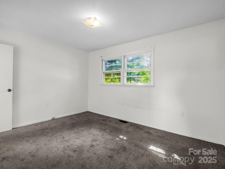 1314 Ellenboro Henrietta Rd Ellenboro, NC 28040