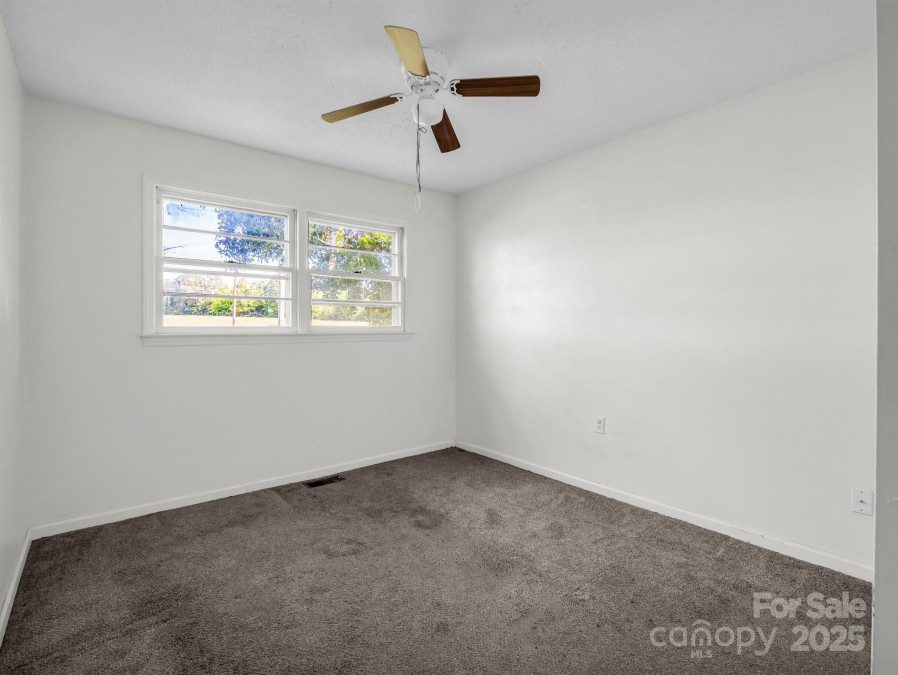 1314 Ellenboro Henrietta Rd Ellenboro, NC 28040