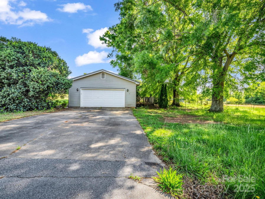 1314 Ellenboro Henrietta Rd Ellenboro, NC 28040