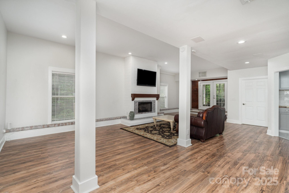 118 Sunrise Cir Mooresville, NC 28117