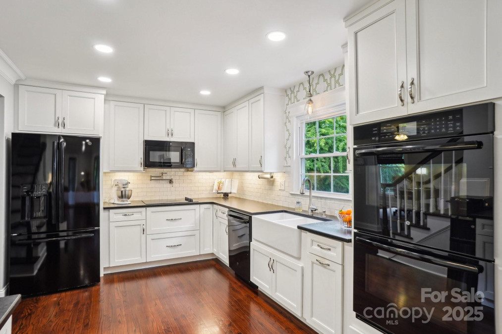3918 Rea Rd Charlotte, NC 28226