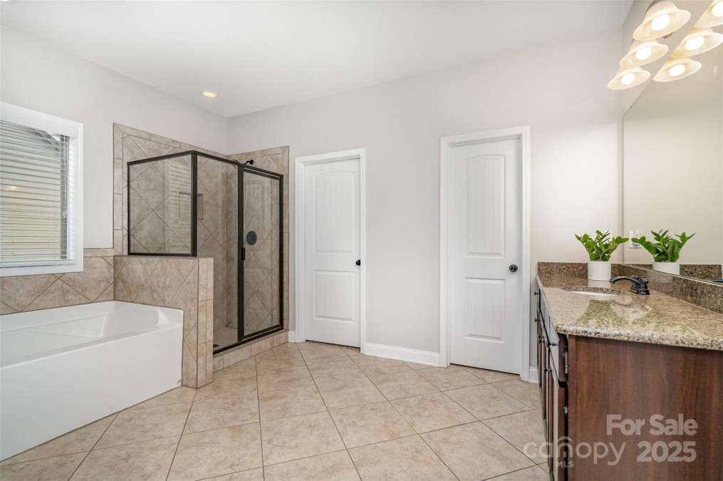 15637 Guthrie Dr Huntersville, NC 28078