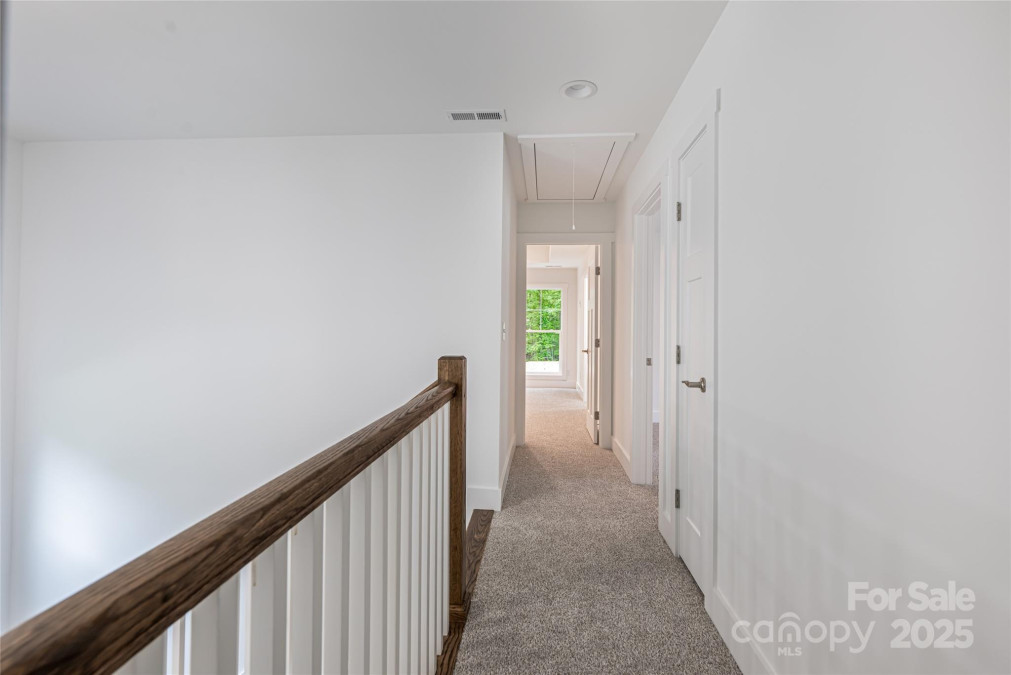 15 Myrtle Lee Cv Arden, NC 28704
