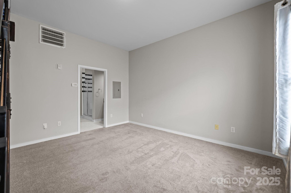2125 Southend Dr Charlotte, NC 28203