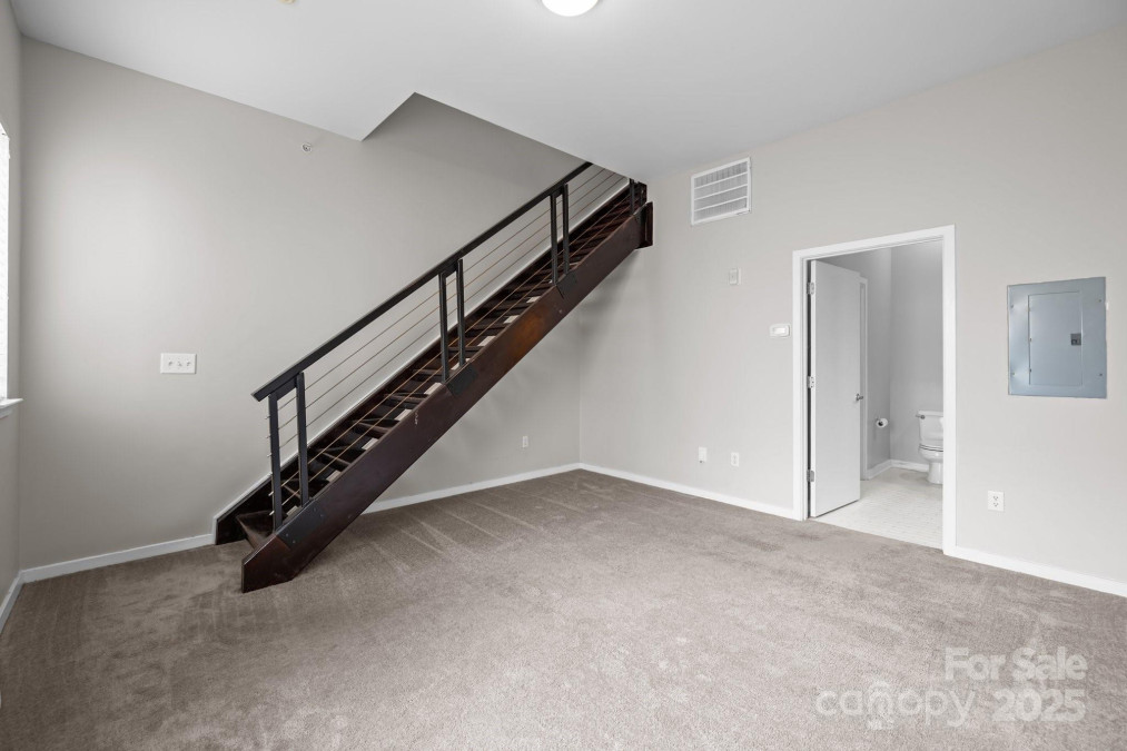 2125 Southend Dr Charlotte, NC 28203