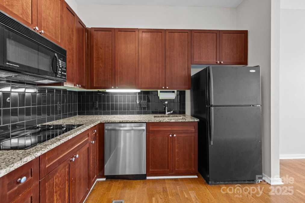 2125 Southend Dr Charlotte, NC 28203