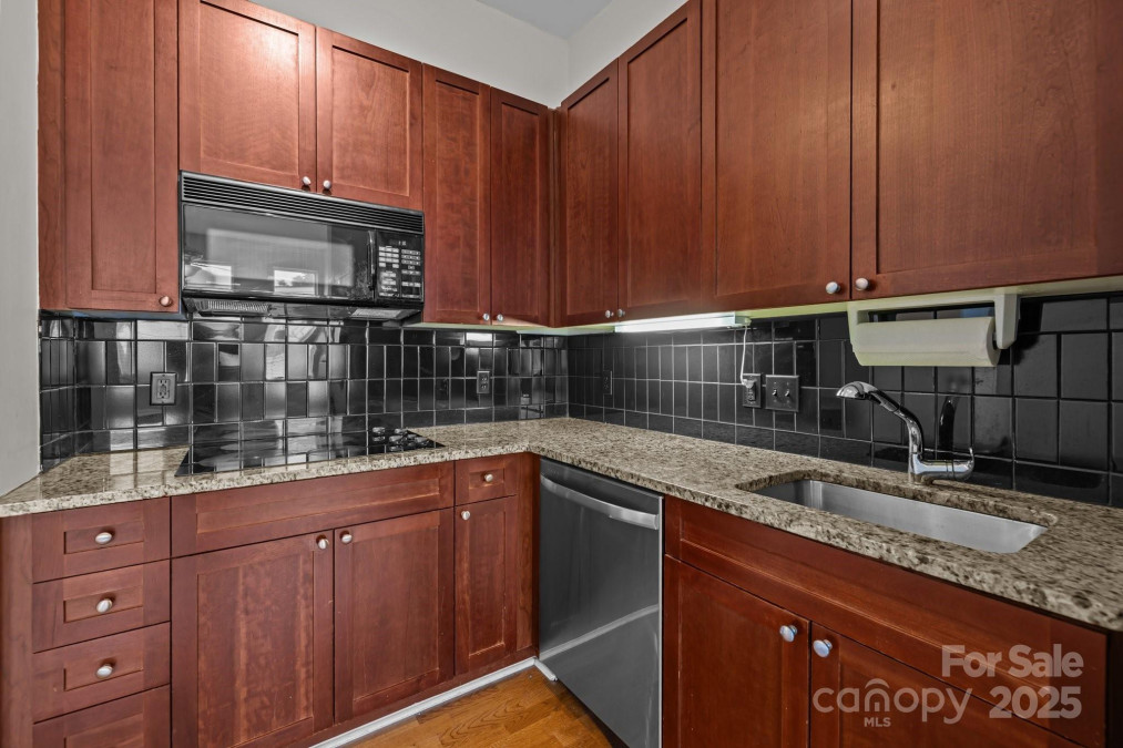 2125 Southend Dr Charlotte, NC 28203