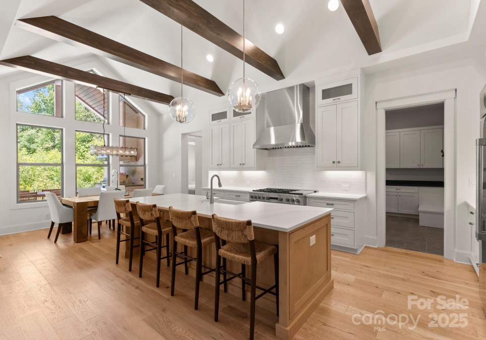 10201 Laurier Ln Huntersville, NC 28078