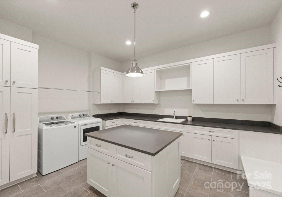 10201 Laurier Ln Huntersville, NC 28078