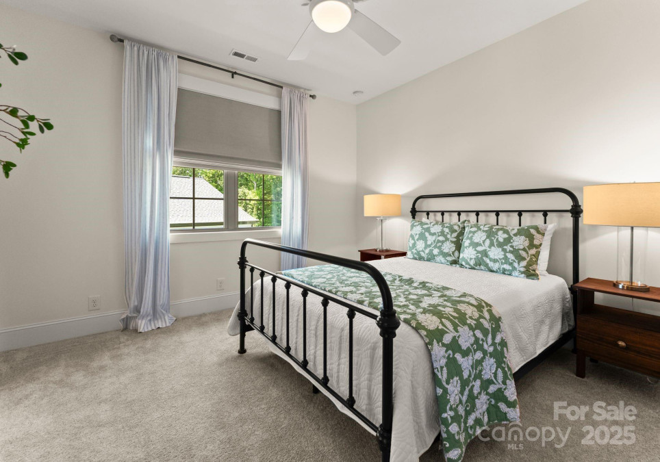 10201 Laurier Ln Huntersville, NC 28078