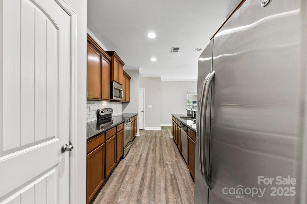 8505 Loxton Cir Charlotte, NC 28214