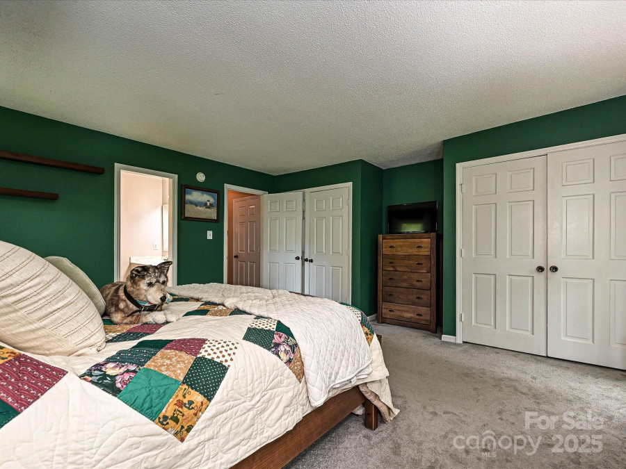 2437 Woodleigh Dr Gastonia, NC 28056