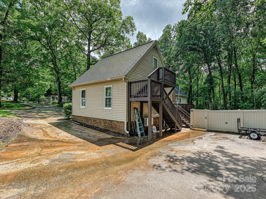 2437 Woodleigh Dr Gastonia, NC 28056