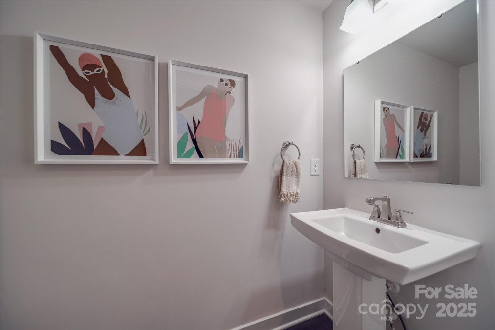 5918 Barrowlands Ct Charlotte, NC 28210