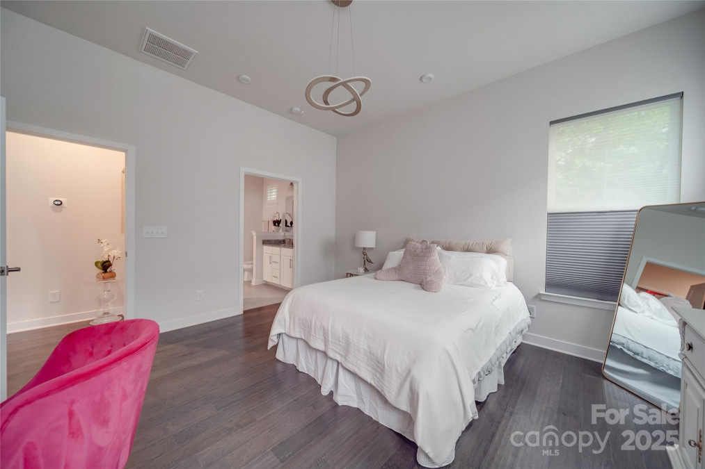 5918 Barrowlands Ct Charlotte, NC 28210