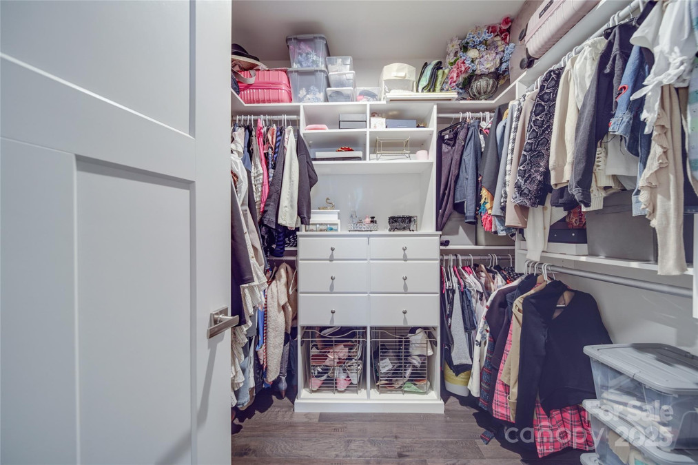 5918 Barrowlands Ct Charlotte, NC 28210