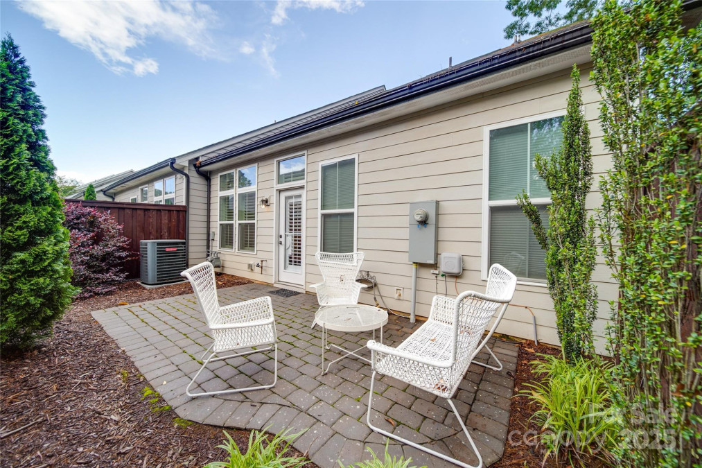 5918 Barrowlands Ct Charlotte, NC 28210