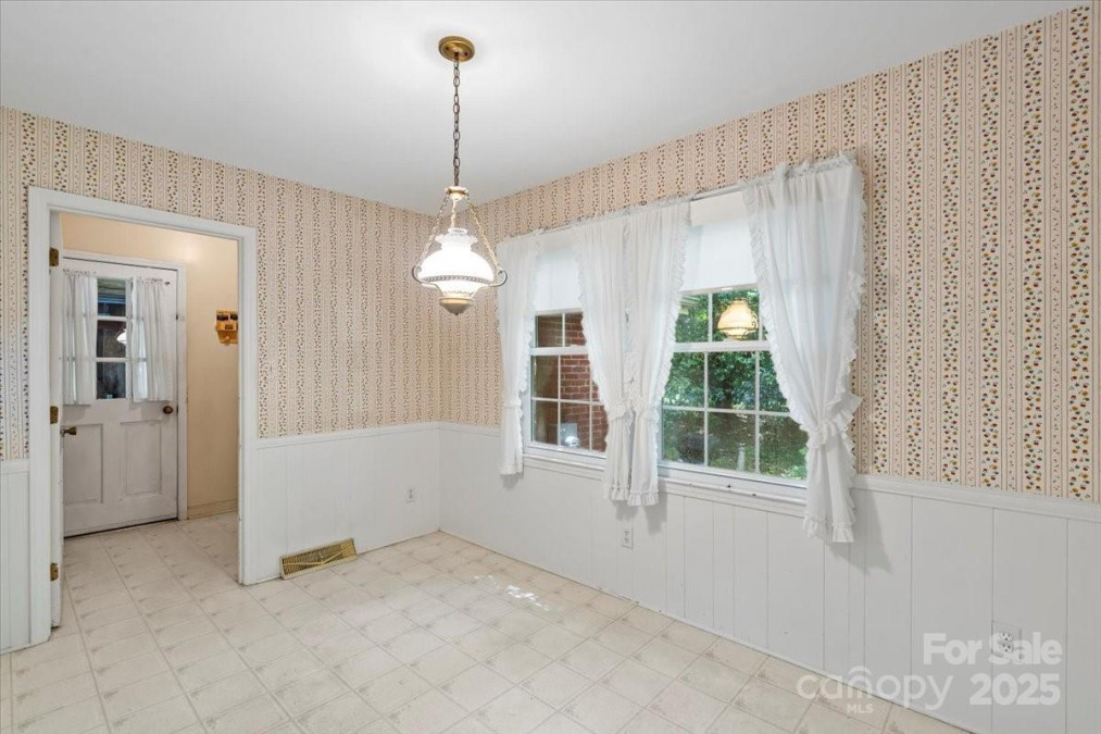 8017 Prince George Rd Charlotte, NC 28210