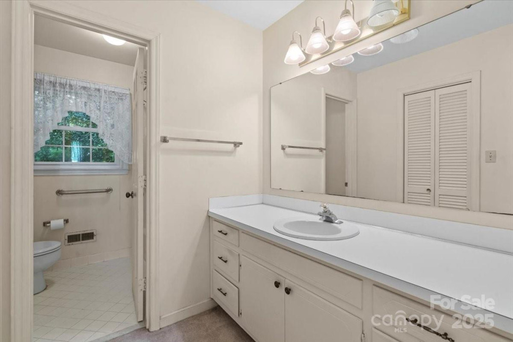 8017 Prince George Rd Charlotte, NC 28210