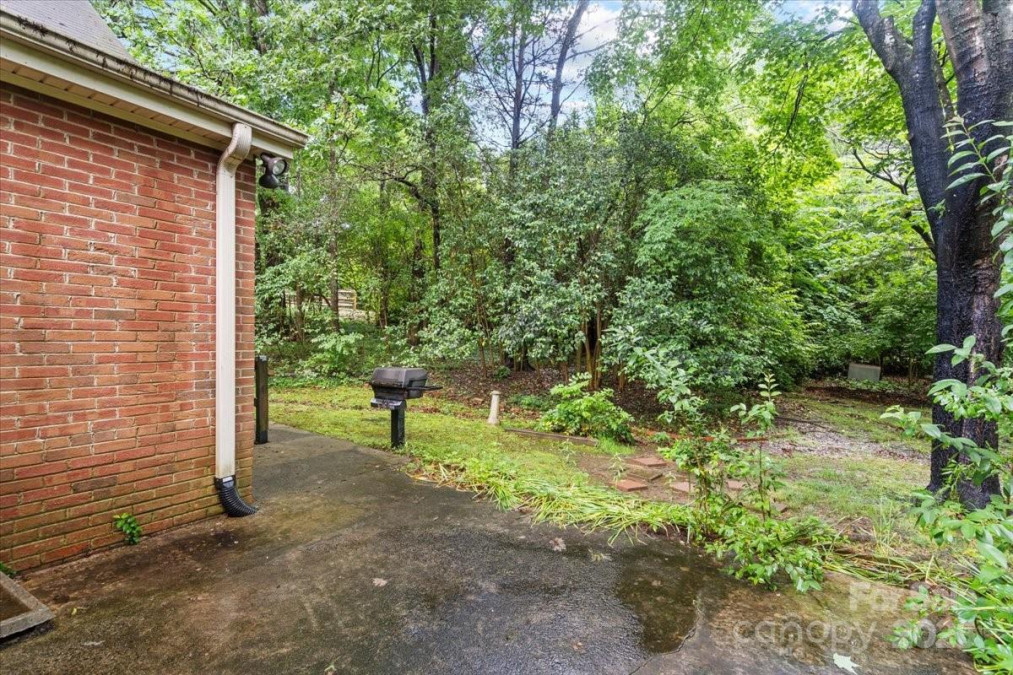 8017 Prince George Rd Charlotte, NC 28210