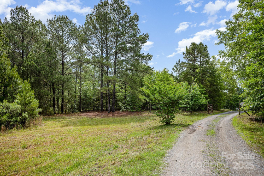 5523 Flint Ridge Church Rd Marshville, NC 28103