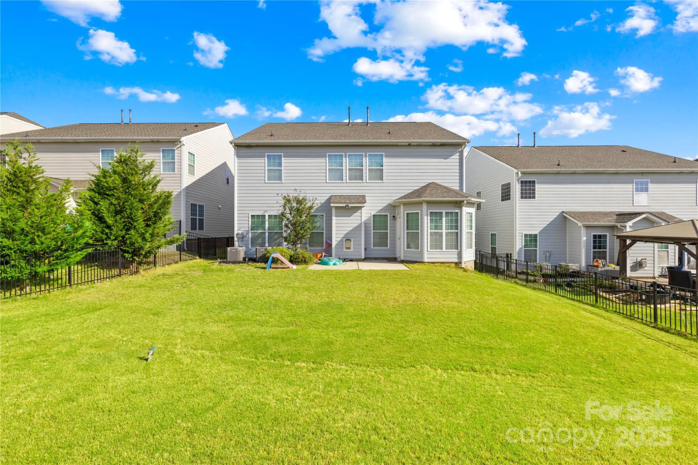 10693 Sky Chase Ave Concord, NC 28027