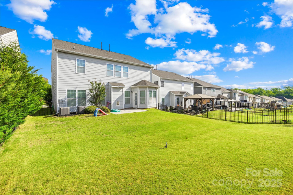 10693 Sky Chase Ave Concord, NC 28027