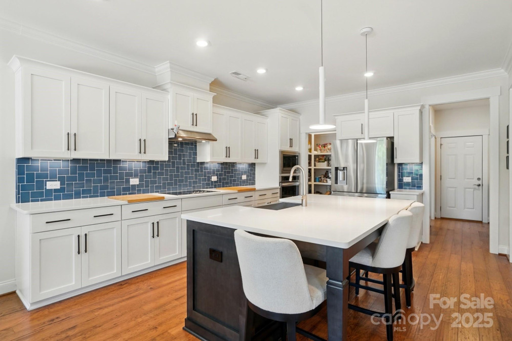 6136 Sandy Point Ln Belmont, NC 28012