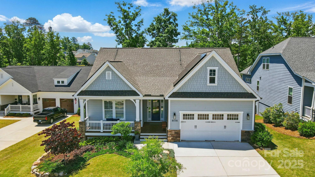 6136 Sandy Point Ln Belmont, NC 28012