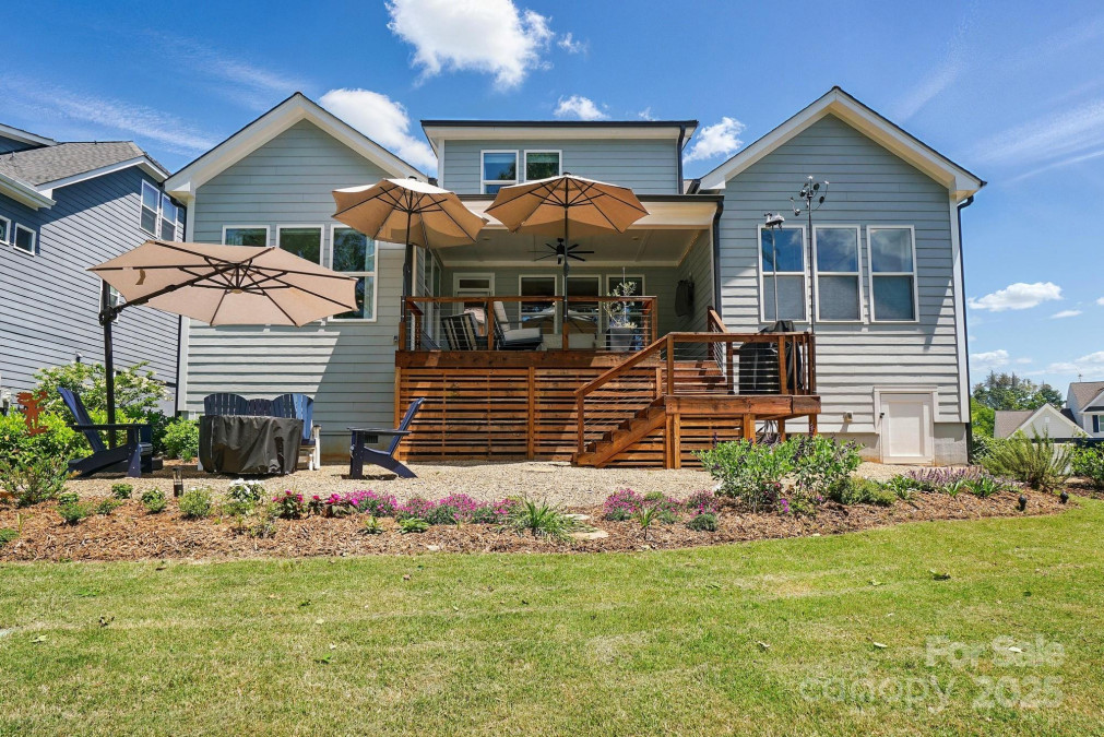 6136 Sandy Point Ln Belmont, NC 28012