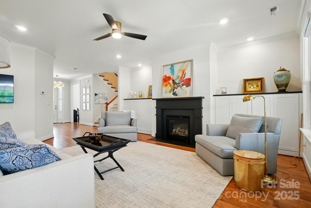 6136 Sandy Point Ln Belmont, NC 28012