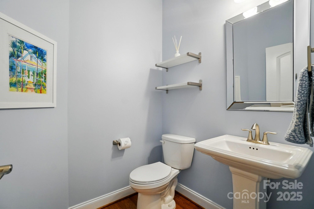 6136 Sandy Point Ln Belmont, NC 28012