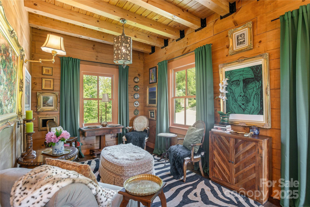 106 Mccauley Dr Asheville, NC 28803
