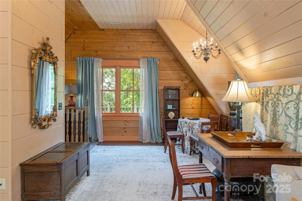 106 Mccauley Dr Asheville, NC 28803