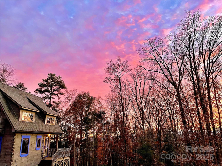 106 Mccauley Dr Asheville, NC 28803