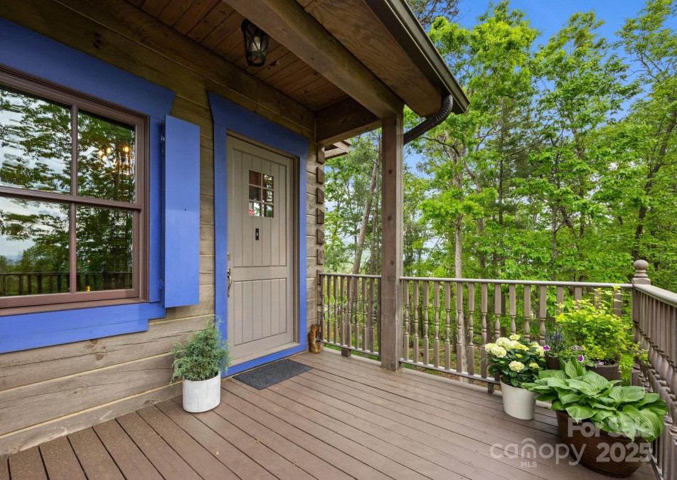 106 Mccauley Dr Asheville, NC 28803