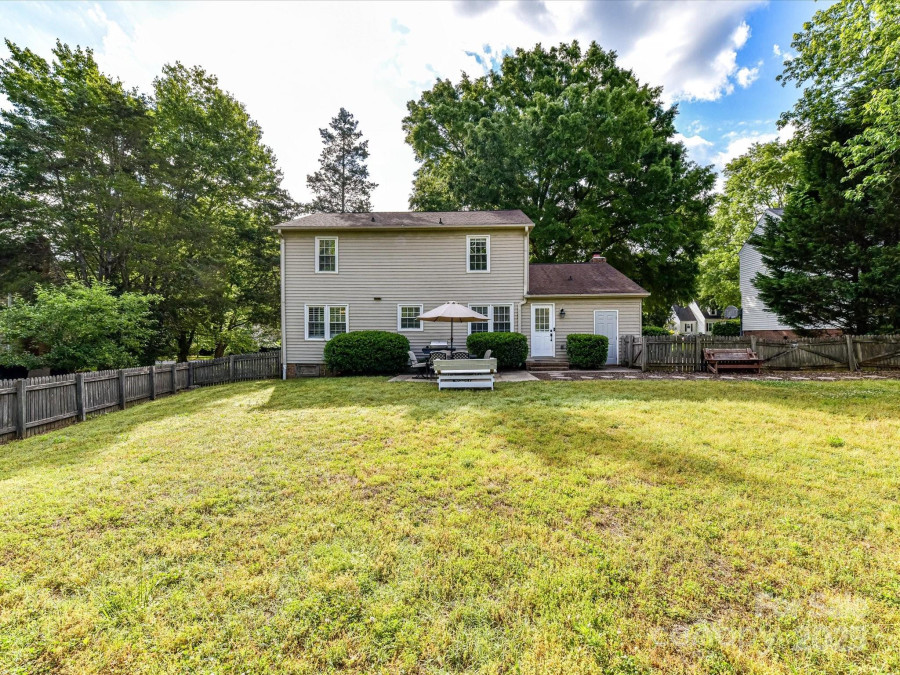 2315 Lawton Bluff Rd Charlotte, NC 28226