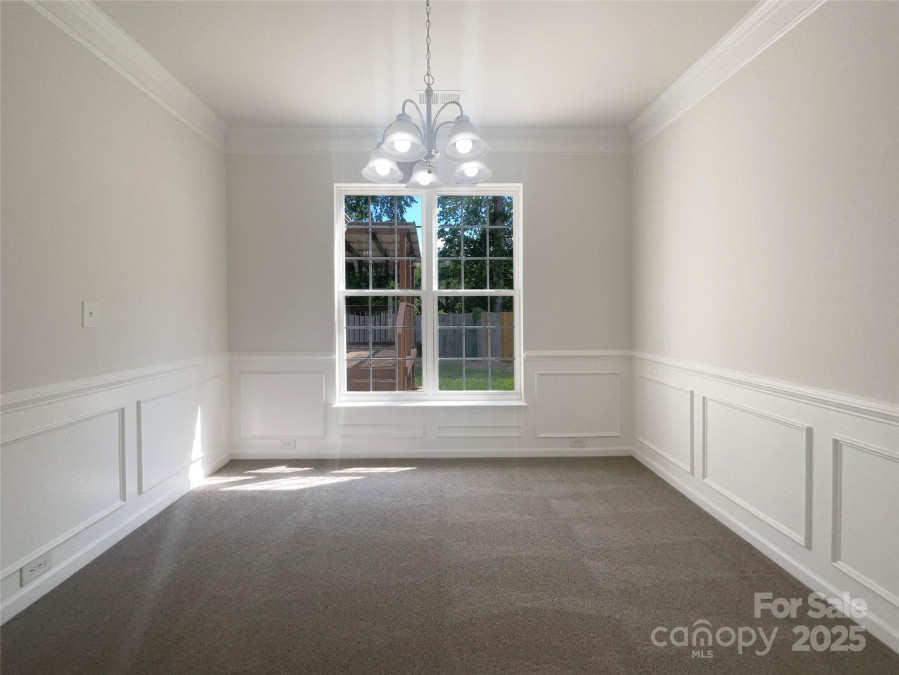 177 Jacobs Woods Cir Troutman, NC 28166