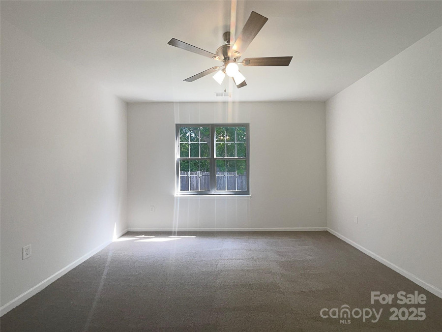 177 Jacobs Woods Cir Troutman, NC 28166