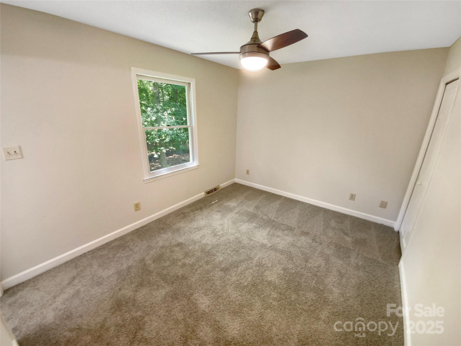 3203 Oakdale Dr Monroe, NC 28110